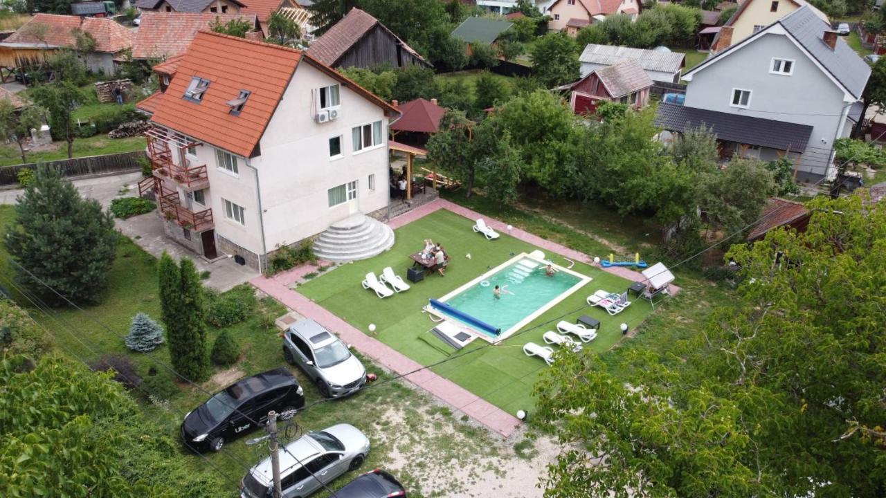 Pensiunea Apolka Panzio Covasna Eksteriør billede